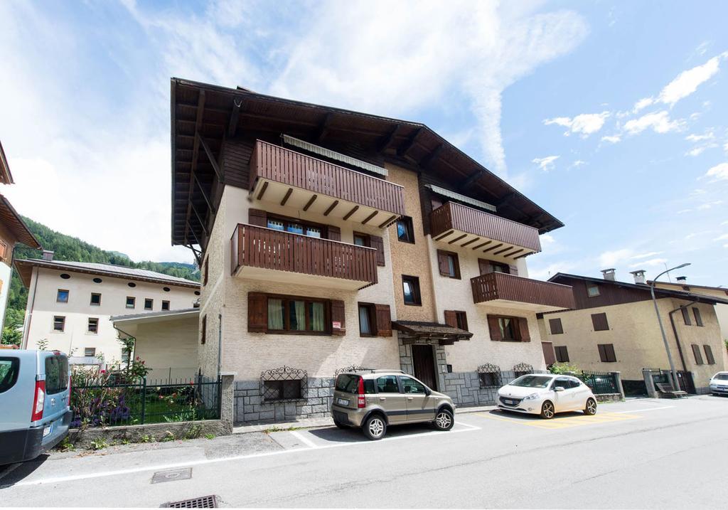Residence Alpen Casavacanze Pinzolo Ngoại thất bức ảnh