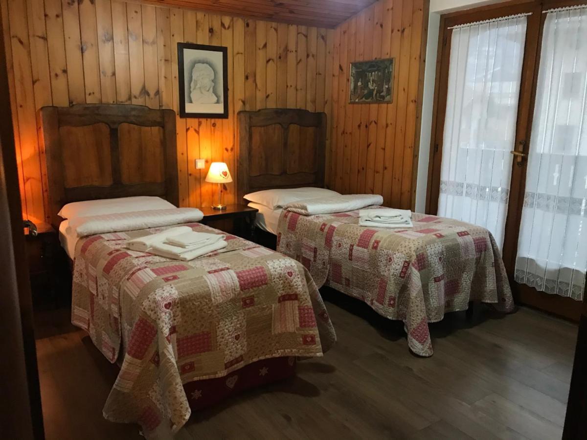 Residence Alpen Casavacanze Pinzolo Ngoại thất bức ảnh